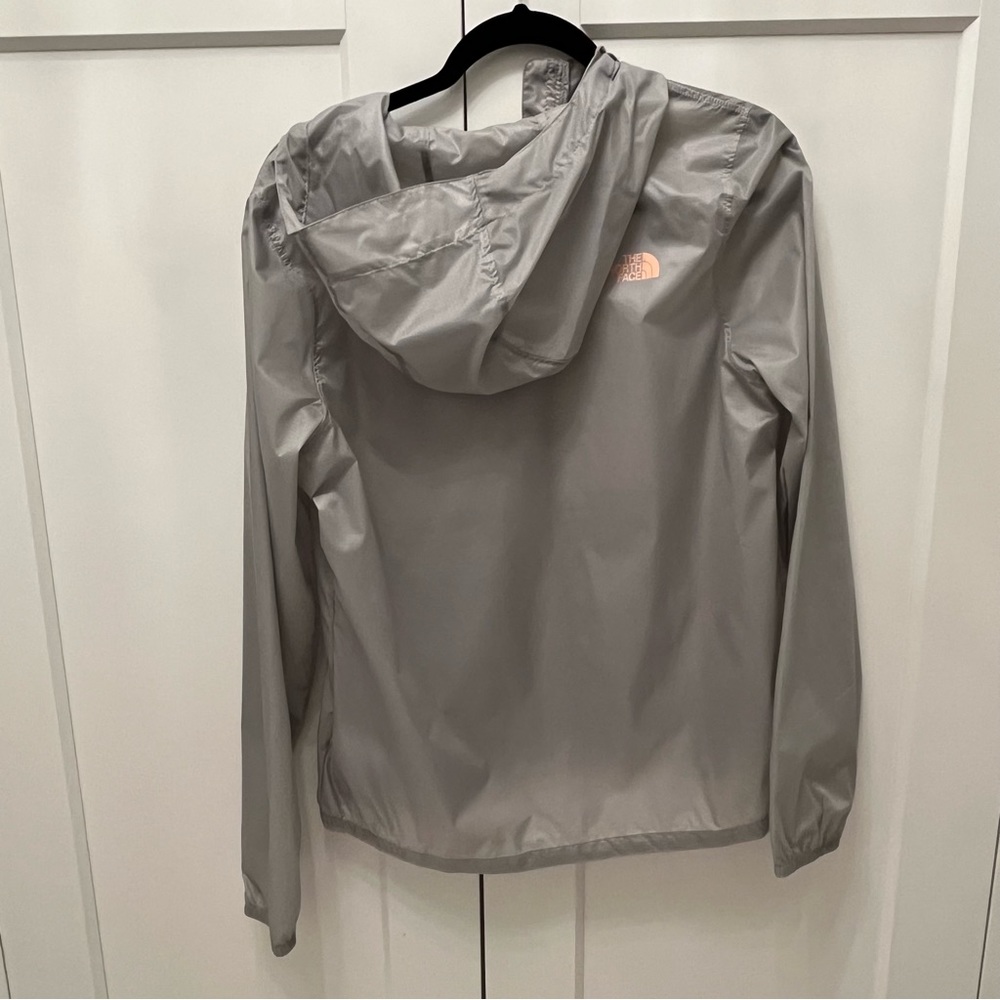 The North Face
Cyclone Water Repellent Rain Jacket Windbreaker Gray/Peach Size M - Picture 7 of 8
